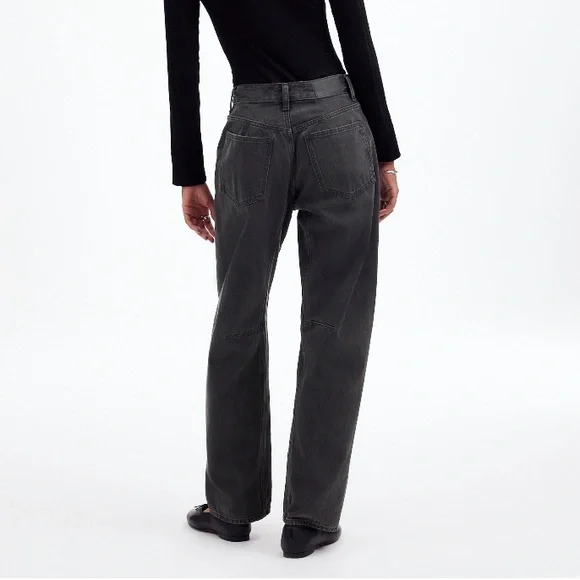 NWT Madewell Darted Barrel-Leg Jean in Olenda Wash - Picture 2 of 6